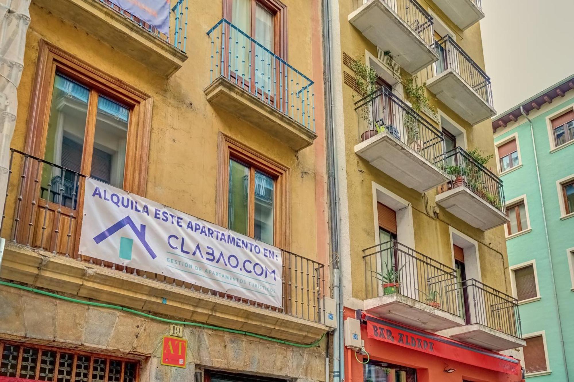 El Navarro By Clabao Apartment Pamplona